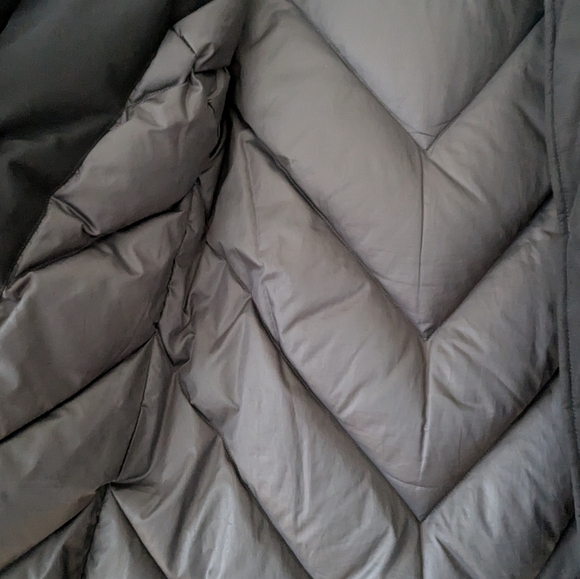 Woolrich Arctic Buttoned Jacket – Timeless Warmth & Style - Picture 9 of 9